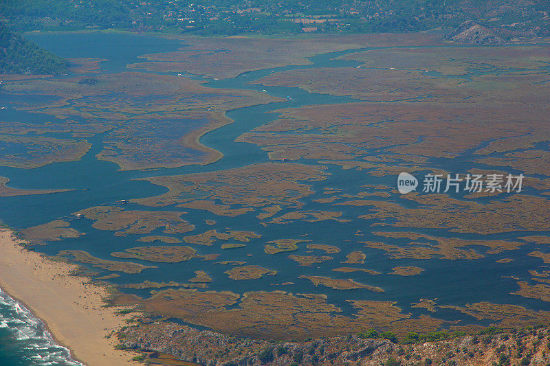 Iztuzu海滩和土耳其的Dalyan View。